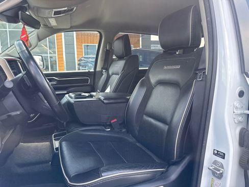 Used 2022 RAM 1500 Laramie AWD/4WD image 9