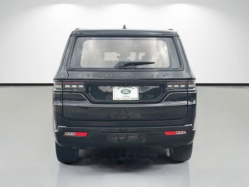 Used 2023 Jeep Grand Wagoneer Series III w/ Rear Seat Video Group 1 AWD/4WD image 4