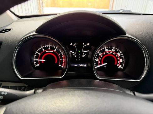 Used 2010 Toyota Highlander SE FWD image 31
