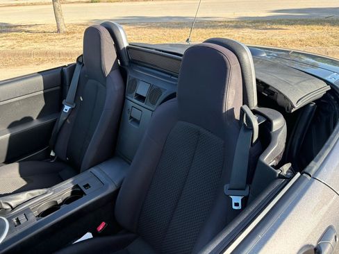 Used 2007 MAZDA MX-5 Miata Sport RWD image 50