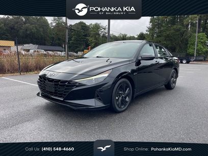 Used 2023 Hyundai Elantra Blue
