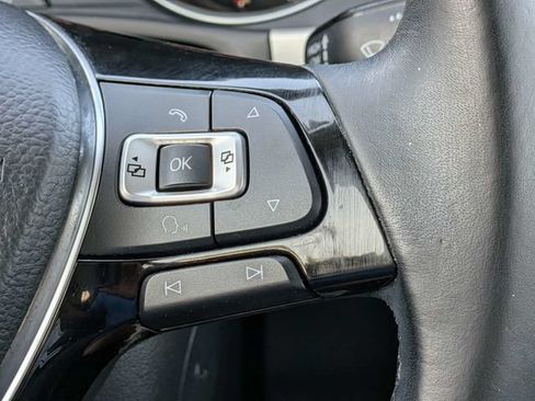 Used 2018 Volkswagen Atlas SE FWD image 27