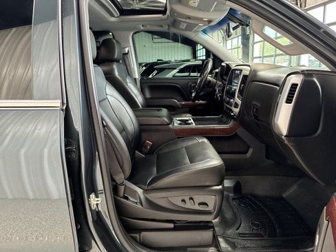 Used 2018 GMC Sierra 1500 SLT w/ SLT Premium Package AWD/4WD image 11