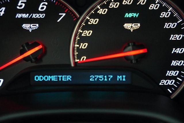 Used 2013 Chevrolet Corvette Grand Sport w/ 3LT Preferred Equipment Group RWD image 6