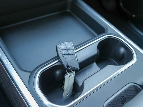 New 2026 GMC Sierra 3500 SLT image 19