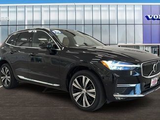 Used 2022 Volvo XC60 B5 Inscription w/ Advanced Package image 1