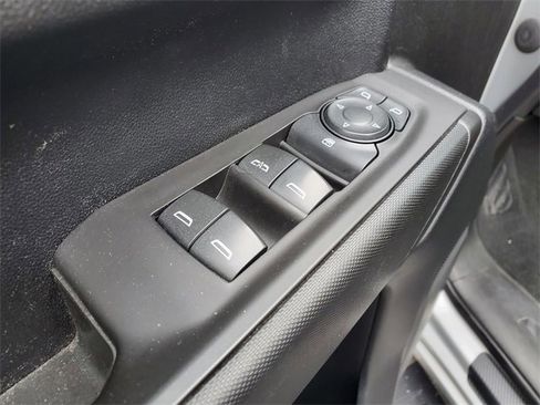 Used 2021 Chevrolet Silverado 1500 Custom image 13
