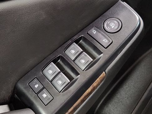 Used 2020 Chevrolet Tahoe LS RWD image 42