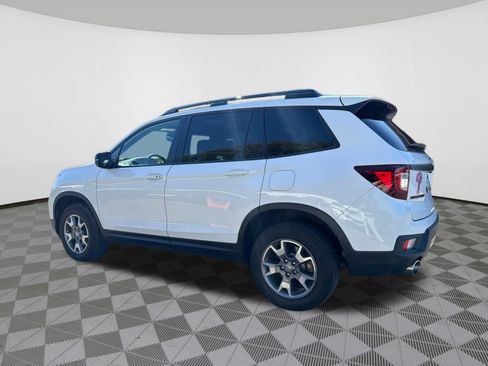 Used 2023 Honda Passport TrailSport image 5