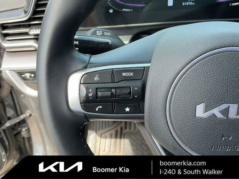 Certified 2023 Kia Sportage EX FWD image 19