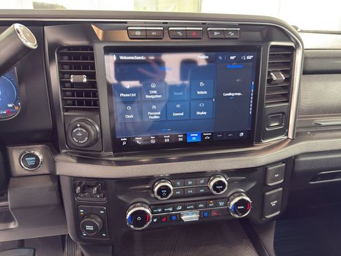 Used 2023 Ford F350 Platinum image 22