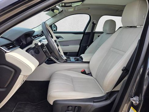 Certified 2023 Land Rover Range Rover Velar R-Dynamic S image 17