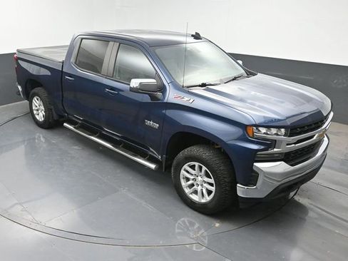 Used 2019 Chevrolet Silverado 1500 LT w/ Texas Edition AWD/4WD image 35