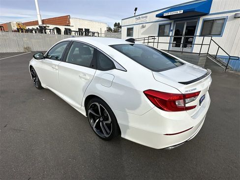 Used 2022 Honda Accord Sport image 31