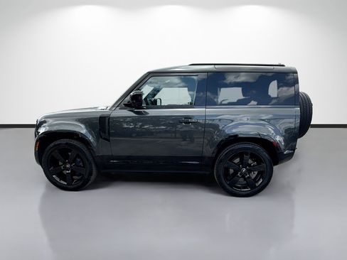 Used 2025 Land Rover Defender 90 X-Dynamic SE AWD/4WD image 2