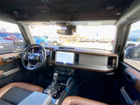 Used 2023 Ford Bronco Outer Banks AWD/4WD image 33
