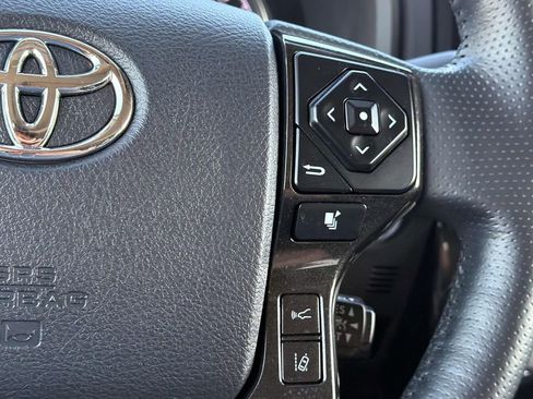 Certified 2024 Toyota 4Runner TRD Off-Road Premium w/ Moonroof Package AWD/4WD image 13