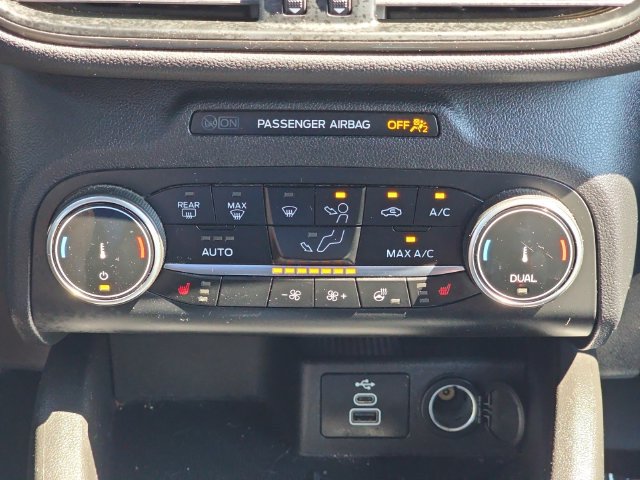 Used 2024 Ford Escape ST-Line Select AWD/4WD image 28
