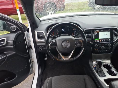 Used 2022 Jeep Grand Cherokee Laredo E image 14