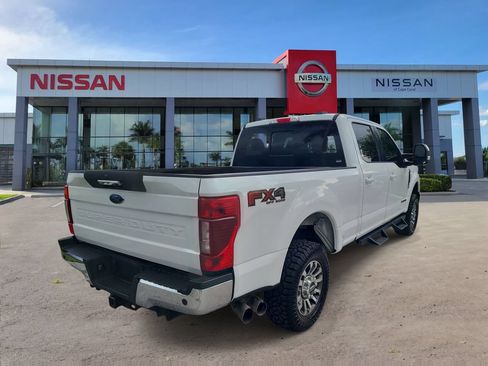 Used 2021 Ford F250 Lariat w/ Lariat Value Package AWD/4WD image 2