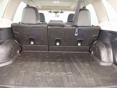 Certified 2023 Subaru Forester Limited image 29