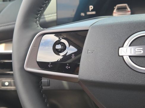 New 2025 Nissan Murano SL image 35