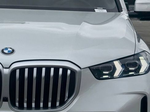 New 2026 BMW X5 xDrive40i w/ Climate Comfort Package AWD/4WD image 9