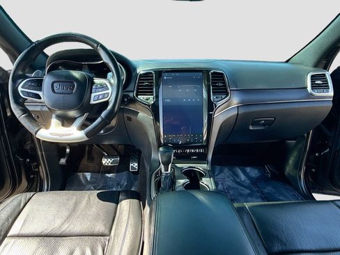 Used 2018 Jeep Grand Cherokee High Altitude image 3