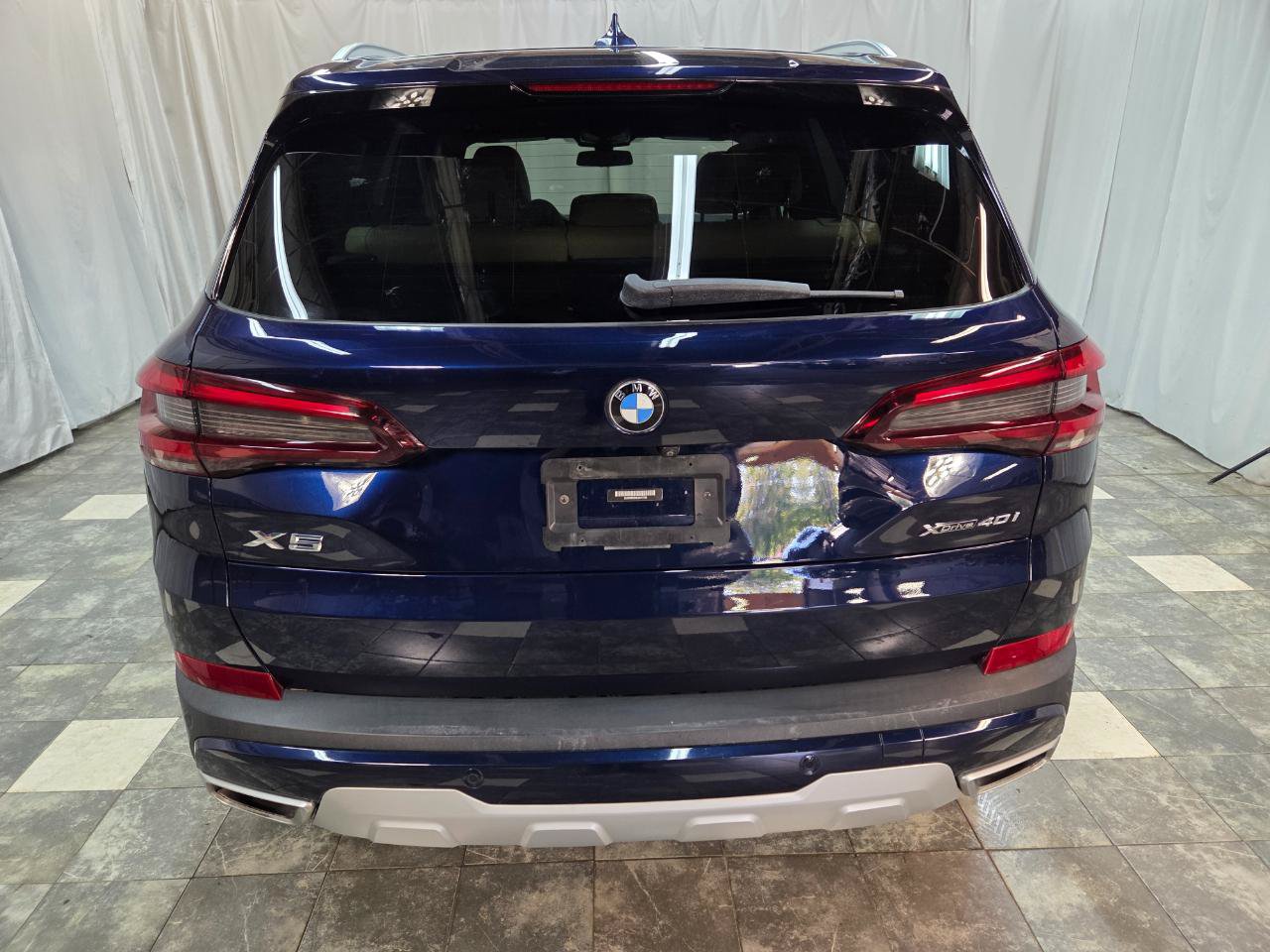 Used 2020 BMW X5 xDrive40i w/ Executive Package AWD/4WD image 4