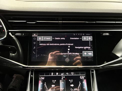 Used 2019 Audi Q8 Premium w/ Convenience Package AWD/4WD image 27