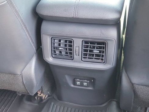 Used 2019 Toyota RAV4 XLE Premium w/ Cold Weather Package AWD/4WD image 6
