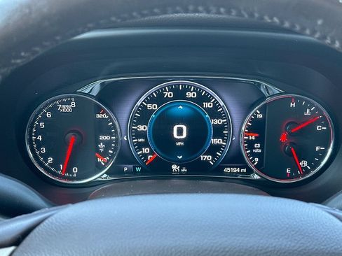 Used 2017 GMC Acadia Denali w/ Technology Package AWD/4WD image 31