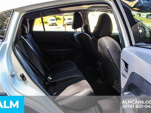 Used 2025 Subaru Crosstrek 2.5i Premium AWD/4WD image 17