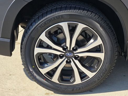 Certified 2023 Subaru Forester Limited image 8