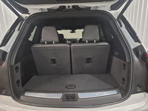 Certified 2025 Cadillac XT6 Premium Luxury image 26