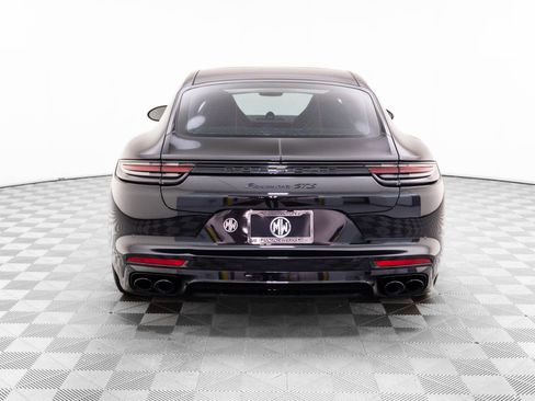 Used 2020 Porsche Panamera GTS image 10