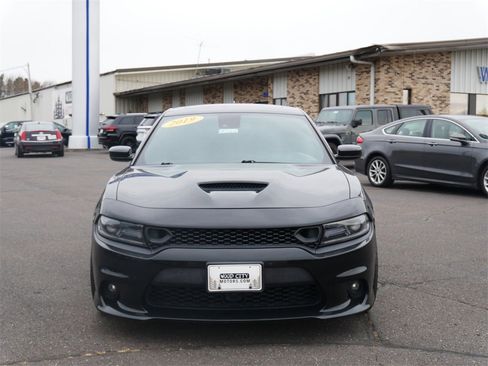Used 2019 Dodge Charger Scat Pack w/ Technology Group image 2