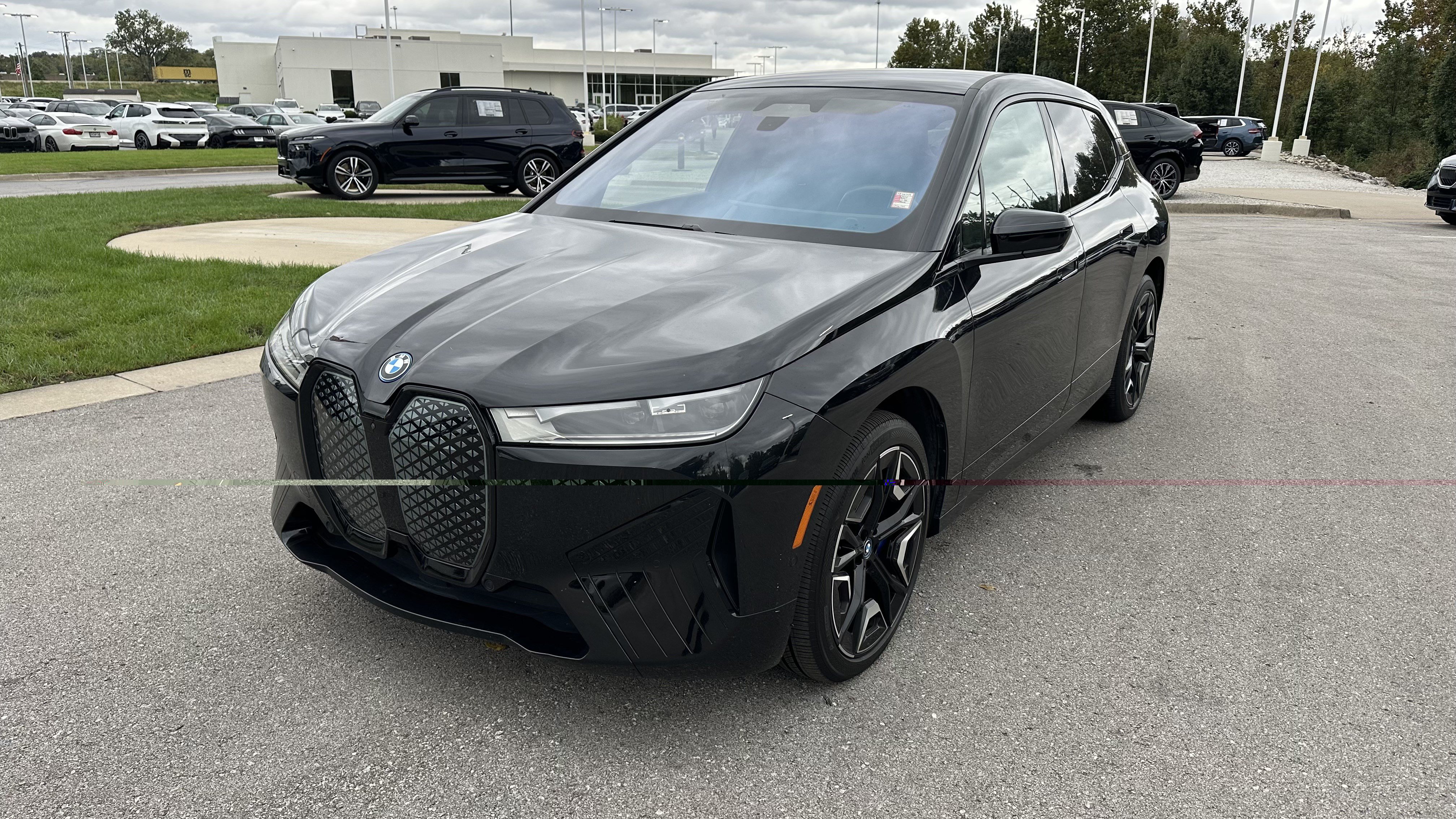 Certified 2024 BMW iX xDrive50 w/ Sport Package AWD/4WD image 5