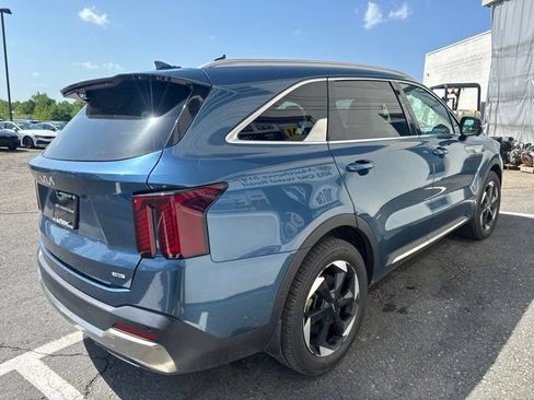 Certified 2025 Kia Sorento SX Prestige AWD/4WD image 5