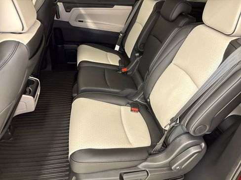New 2026 Honda Odyssey Elite image 18