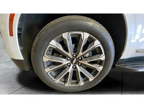 Used 2025 Chevrolet Tahoe High Country w/ Sun And Tow Package AWD/4WD image 21