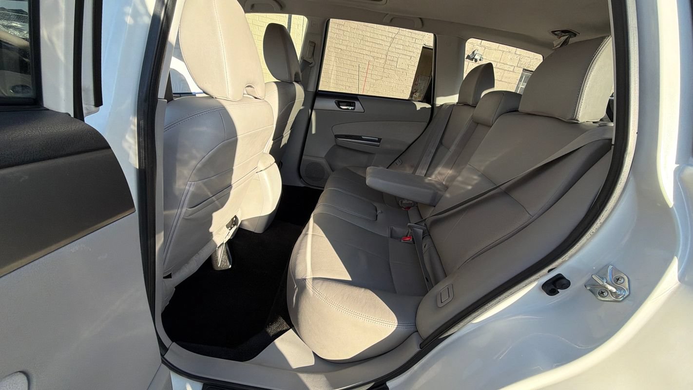 Used 2012 Subaru Forester 2.5X Touring AWD/4WD image 20