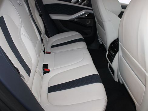 Used 2020 BMW X6 M Competition w/ Executive Package image 30