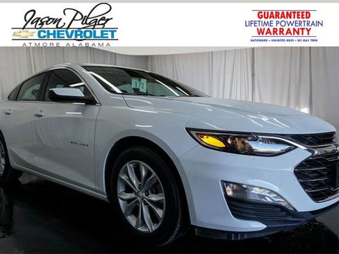 Used 2025 Chevrolet Malibu LT image 1