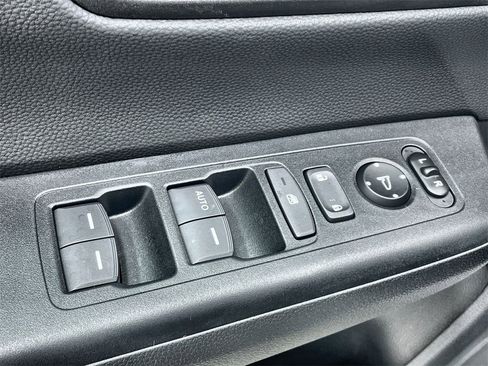 Certified 2025 Honda CR-V LX image 12