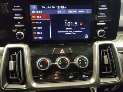 Used 2021 Kia Sorento LX FWD image 25