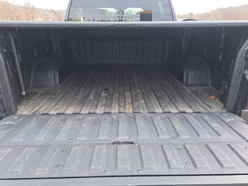 Used 2024 GMC Sierra 1500 Elevation image 9