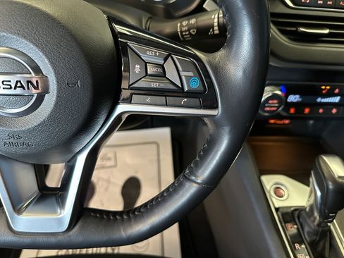Used 2019 Nissan Altima 2.5 SV FWD image 12