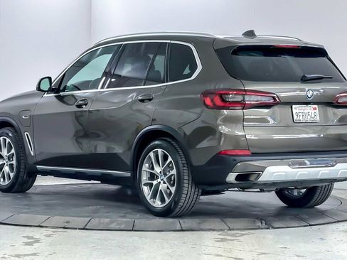 Used 2023 BMW X5 xDrive45e w/ Climate Comfort Package image 6