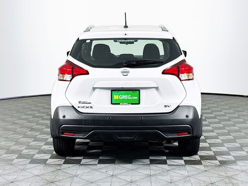 Used 2020 Nissan Kicks SV image 8